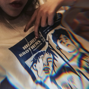 护士下面两瓣湿漉漉
